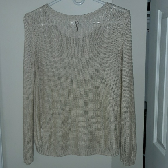 Sweater - Picture 3 of 4